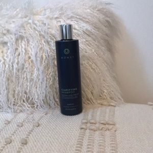 Monat Clarifying Shampoo